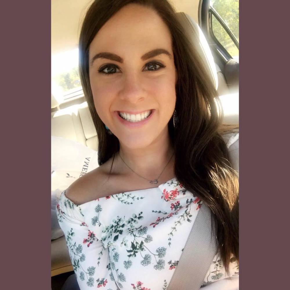 Meet your Posher, Hannah